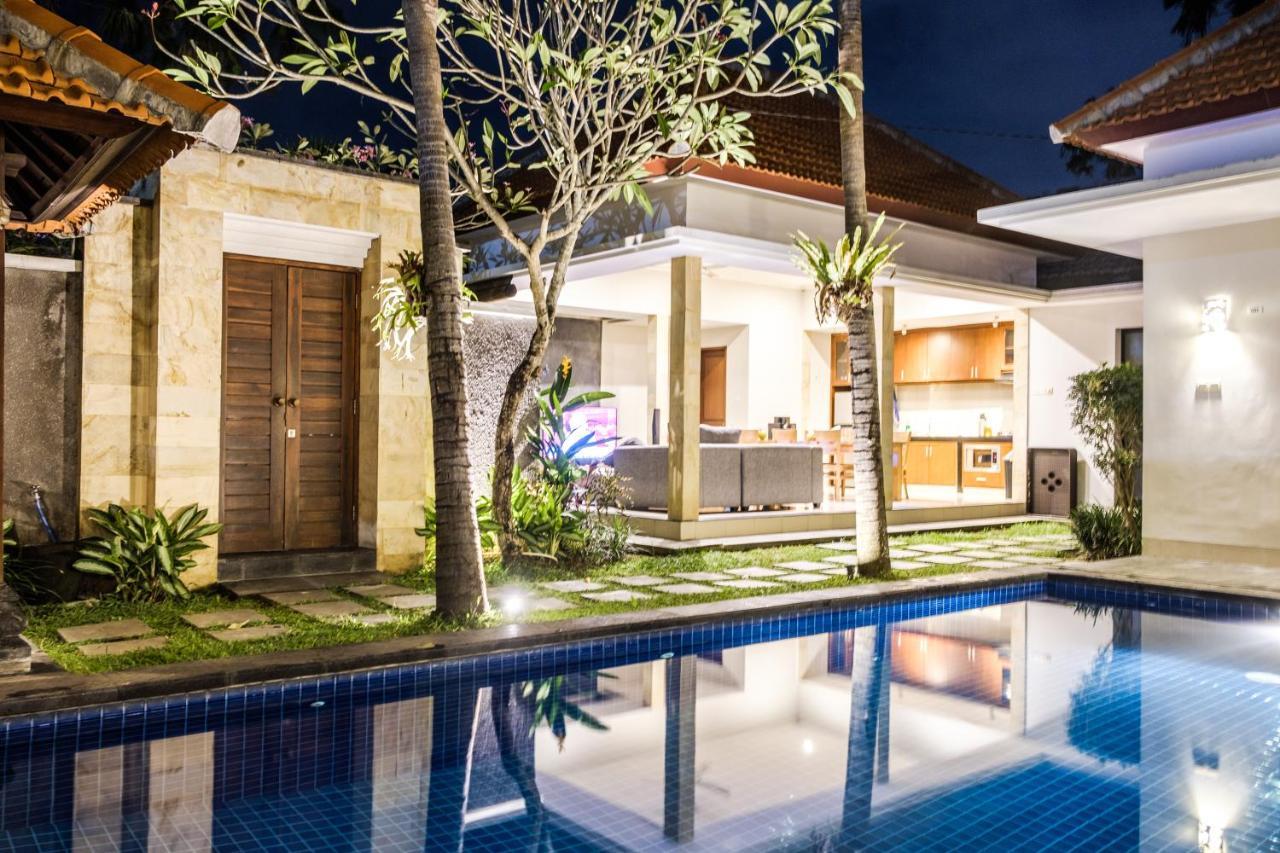 Villa Akmali Berawa - 3 Bedrooms Canggu Exteriör bild
